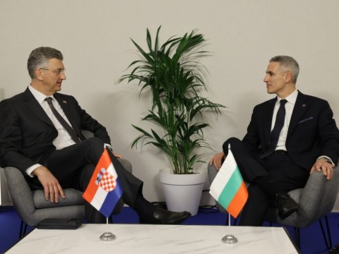 Премиерът Андрей Гюров обсъди с хърватския си колега мерки срещу повишаването на цените на горивата