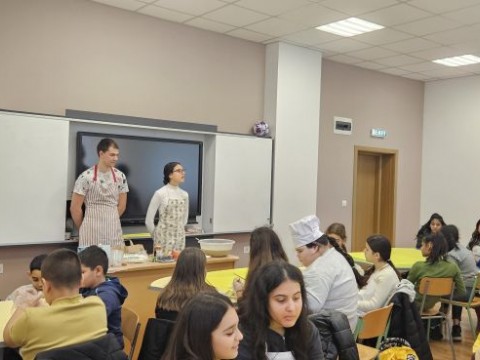 „Интердисциплинарно обучение в ОУ “Панайот Хитов“ по НП „Иновации в действие“: Здравословно хранене за всички