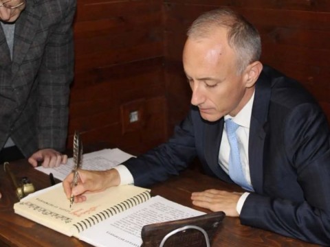 Министърът на образованието Красимир Вълчев гостува в Градец за Деня на народните будители