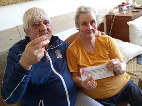 Домашният социален патронаж в Твърдица и Шивачево зарадва потребителите с мартенички