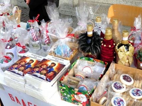 Коледен базар с мисия: Нова Загора обединява сърца в подкрепа на малката Стефи