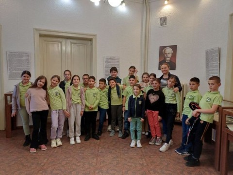 Изложбата за Сава Доброплодни привлече рекорден брой посетители в Сливен