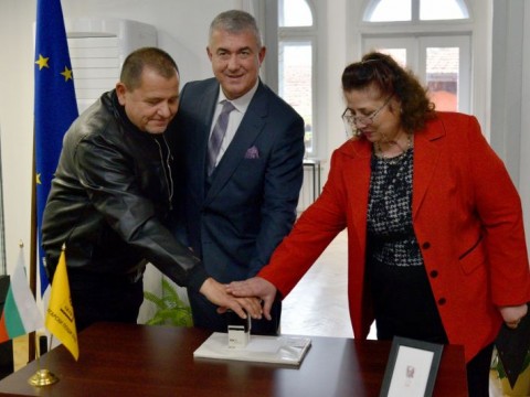валидиране на пощенска марка - Добри Желязков