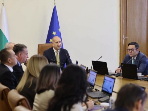 Радев: България и Гърция се договориха за връщането на останките на цар Самуил