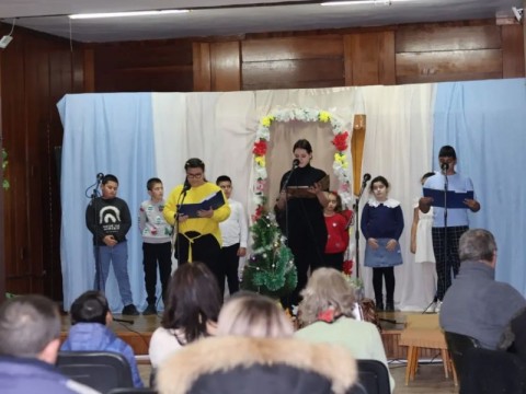 Фотографска изложба „Есен в Котел“ постави началото на клуба „Легенда“ към ЦПЛР – Котел