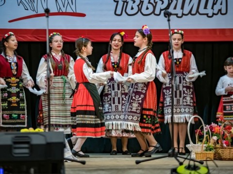 Над 350 участници събра юбилейният събор „Пролетни игри и обичаи – Цветница“ в Твърдица
