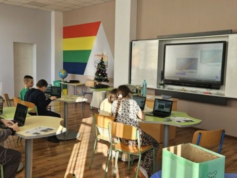 Коледни истории със Skratch по НП“Иновации в действие“ –Модул 1 „Интердисциплинарни уроци“ в ОУ “Панайот Хитов“