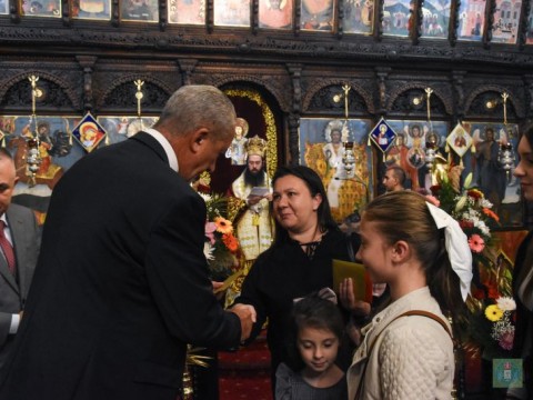 Митрополит Арсений с благословение и подкрепа за многодетни семейства в Сливен