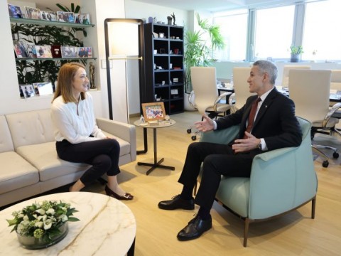 Андрей Гюров и Роберта Мецола обсъдиха сигурността, енергетиката и икономиката на ЕС