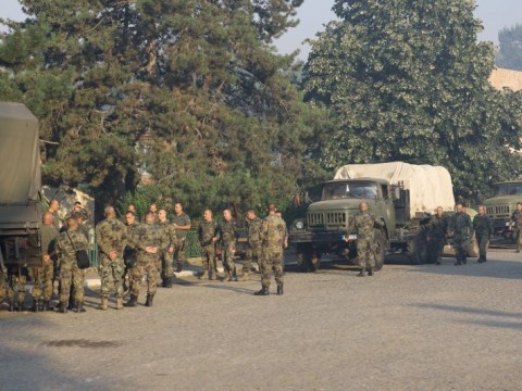 Премиерът Главчев: Борбата с пожарите продължава, пазим живота на хората и огнеборците 