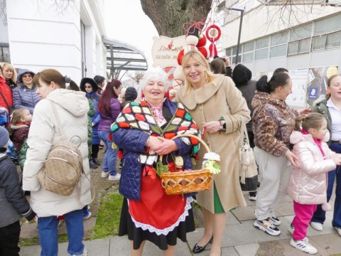 Нова Загора постави началото на „Дърво на желанията“ на 1 март