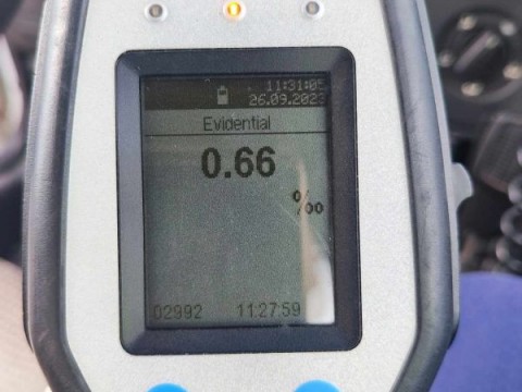 284 превозни средства и 339 лица са проверени по време на специализирана операция по метода широкообхватен контрол в Сливенско