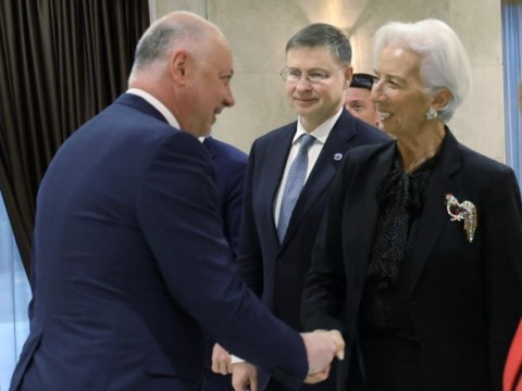 Премиерът Желязков: Еврото е стратегически избор за България