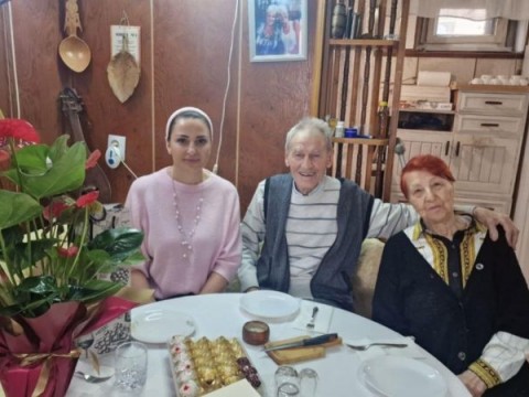 Кметът на Твърдица почете 90-годишния юбилей и 65 години брак на семейство Георгиеви