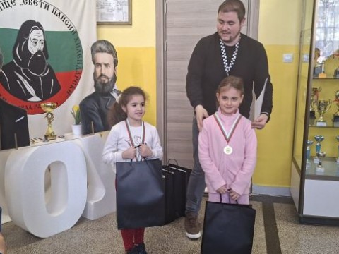 Седем медала за „ШК Сините камъни“ от турнир „Свобода“ в Раднево