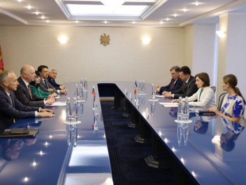 Премиерът Желязков пред президента Мая Санду: България твърдо подкрепя европейската интеграция на Молдова