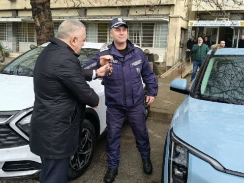 Ст. комисар Димитър Величков: Новите автомобили, дарени от Община Сливен, ще повишат ефективността на работа на полицейските екипите 