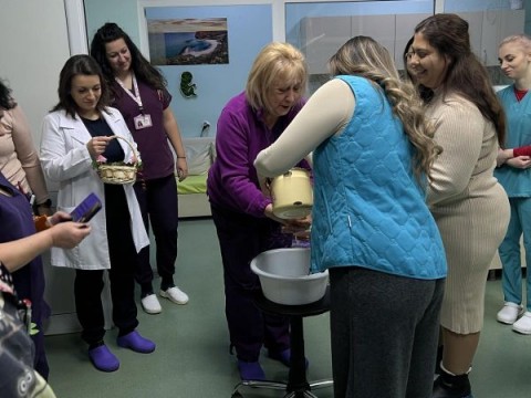 Бабинден е! 1144 бебета са родени през 2025 г. в МБАЛ „Д-р Иван Селимински-Сливен“