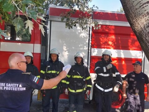 Малчугани от ДГ „Щастливо детство“ участваха в урок по пожарна безопасност в Твърдица