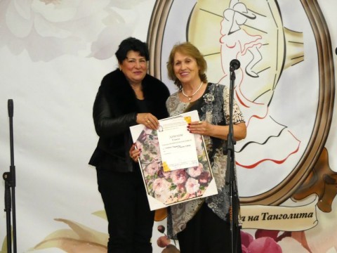 Над 280 участници от страната събра Националният фестивал „В прегръдката на Танголита“ в Нова Загора