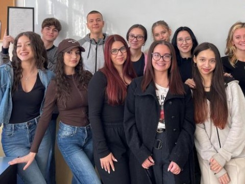 Свободни електрони