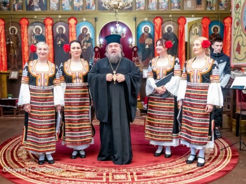 Благотворителен възкресенски концерт събра новозагорци в храм „Света Петка Българска“