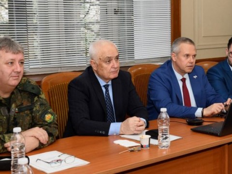 .....................................