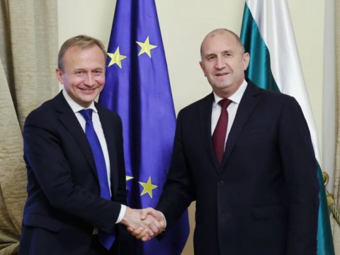 Радев: Новите ресурси на ЕС трябва да отчитат ефекта върху националните бюджети