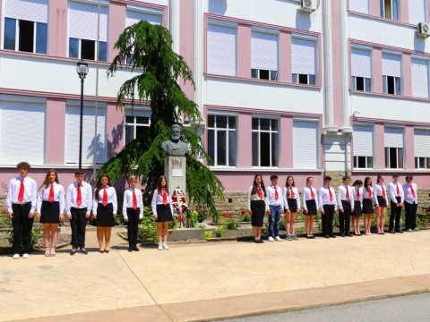 Нова Загора отдаде почит на Христо Ботев и героите на свободата с вълнуваща церемония на 2 юни