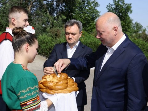 Филиалът на Русенския университет „Ангел Кънчев“ официално получи сградата на бившия Тараклийски университет