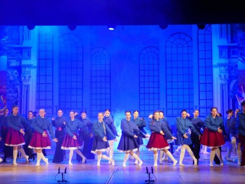 Бляскава премиера на мюзикъла „Звезда“ озари сцената в Нова Загора