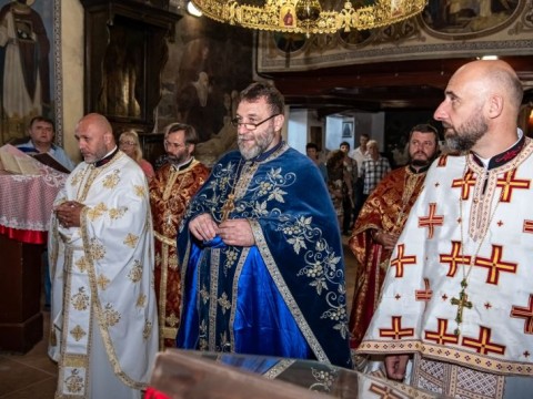 Тържествено преосветиха храм „Св. Петка“ в Твърдица и отслужиха литургия на Потопената църква