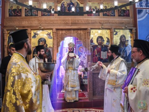 Освещаване на храм „Св. Троица“ в с. Бероново