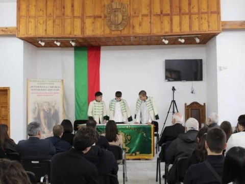 Котел посрещна ученици от цялата страна на Пета национална конференция, посветена на 150 години от Гюргевския революционен комитет