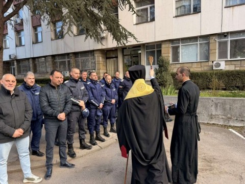 Освещаване на новите автомобили на ОД-МВР - Ямбол