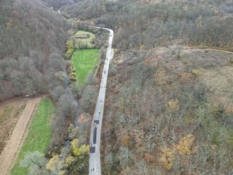 Община Котел извърши частичен ремонт по пътя Катунище – Нейково – граница с община Сливен