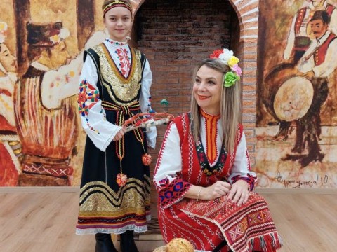 Работилница за сурвакници