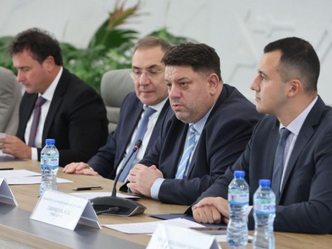 290 възпитателни дела са разгледани в София от началото на годината, съобщи вицепремиерът Зафиров
