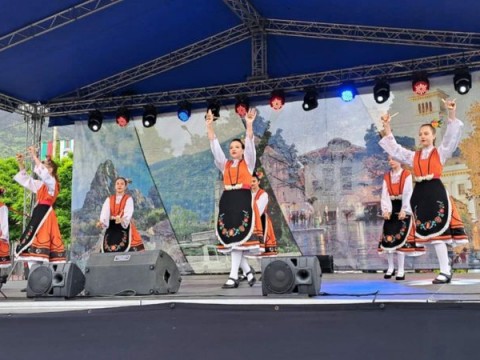 Снимка 6