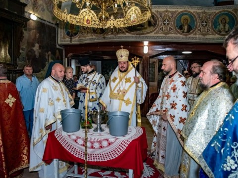Тържествено преосветиха храм „Св. Петка“ в Твърдица и отслужиха литургия на Потопената църква