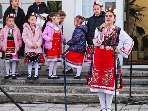 Село Любенец отбеляза тържествено своя празник