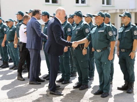 МС - Премиерът Желязков посети Координационния център в Регионална дирекция „Гранична полиция“ в Елхово