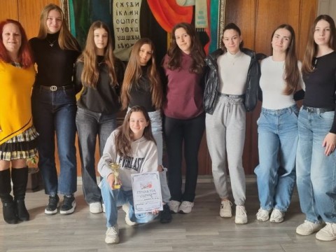 Ученици от Нова Загора с отлични резултати на ученическите игри