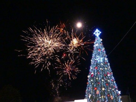 Новина: Коледната магия озари Нова Загора