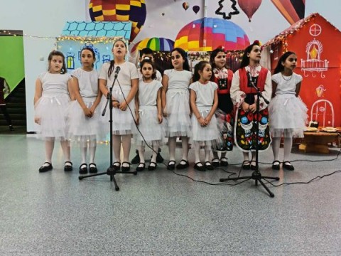  Коледно настроение в ОУ „Панайот Хитов“