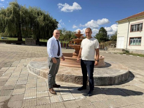 Продължава ремонтът на покрива на ОУ „Васил Левски“ в Стара река 