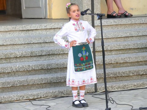 С. Езеро отпразнува своя традиционен празник с музика, танци и настроение