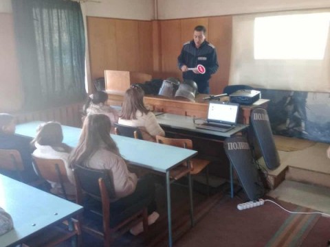 Ден на отворените врати в Районно управление на полицията в Котел