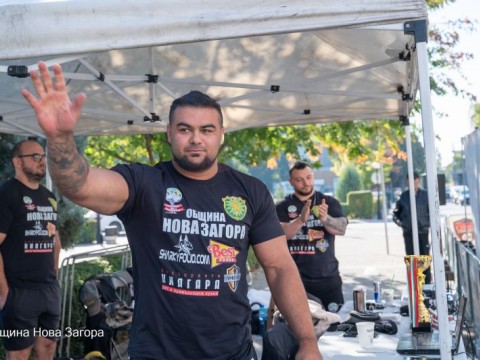 Робърт Мариян спечели кръга от Държавното първенство по силов многобой в Нова Загора