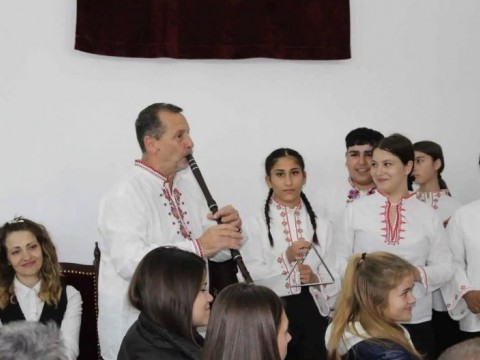 Котел посрещна ученици от цялата страна на Пета национална конференция, посветена на 150 години от Гюргевския революционен комитет